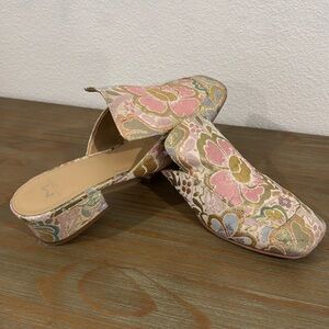 Marc Fisher GORGEOUS pastel multi colored metallic block heel mules size 9.5